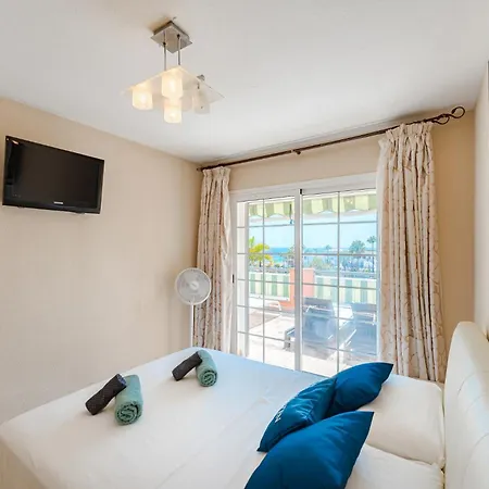Brilliant Veril Del Duque With Heated Pool Apartamento
