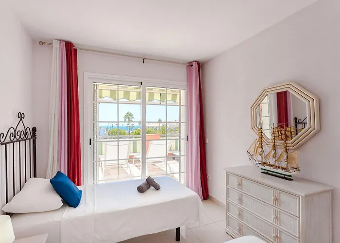 Brilliant Veril Del Duque With Heated Pool Адехе